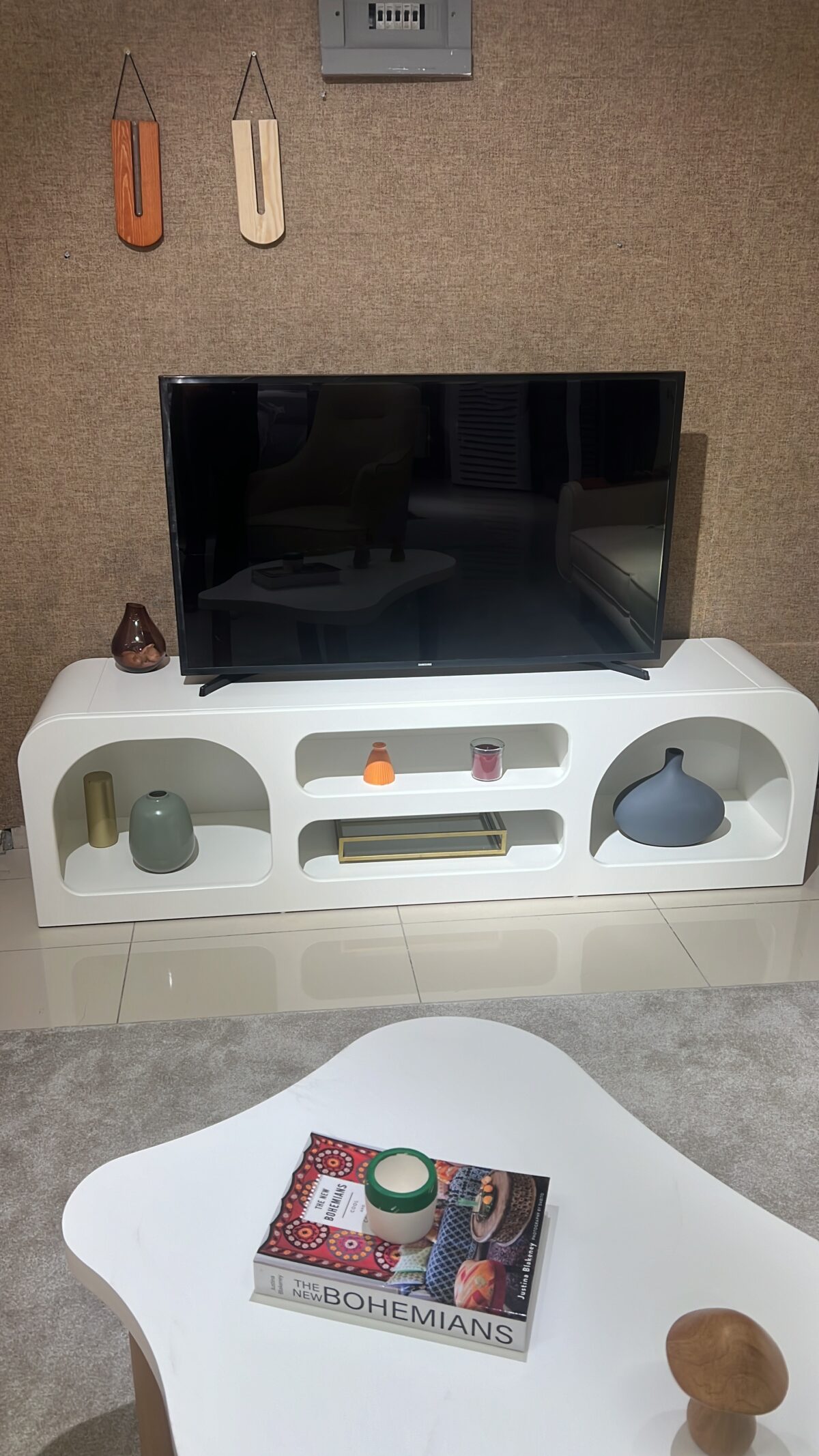 Giona TV Ünite